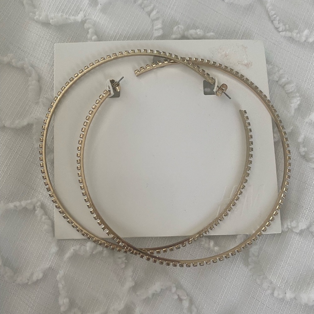 Gold Hoop Earrings with Diamonds Textured Edge - Women Jewelry